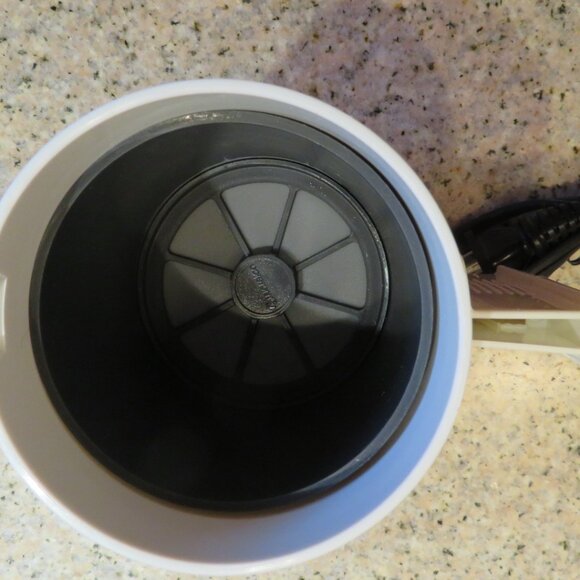 Philips Travel Duo Hot Food/Beverage Maker Model TC2200 (K754) - Picture 7 of 10